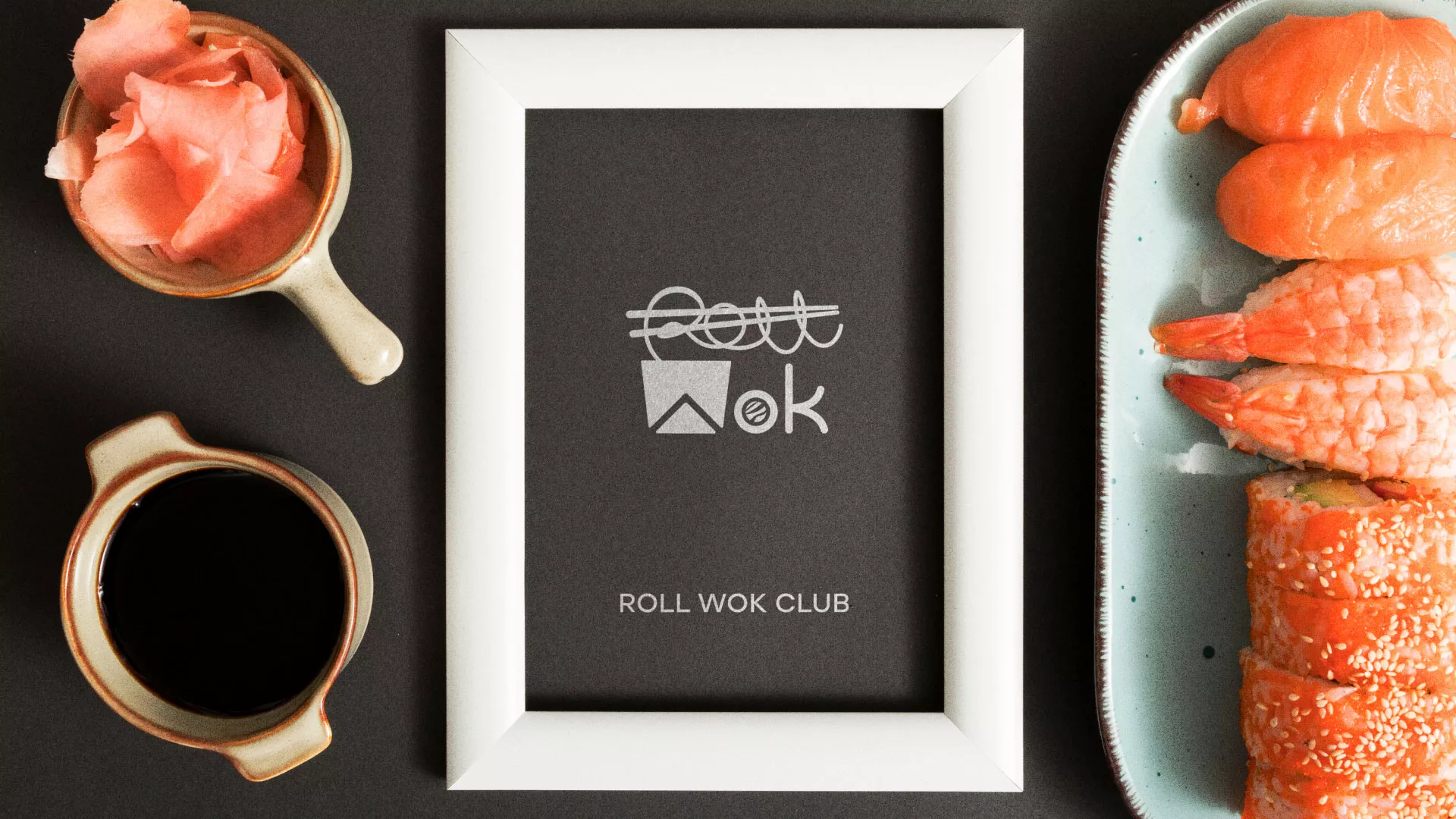 Разработка логотипа суши-бара «Roll Wok Club» в Обояне